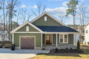 1-Aug 21 2025 01_40pm-BKqg